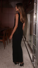 Avalyn Knit Maxi Dress - Black